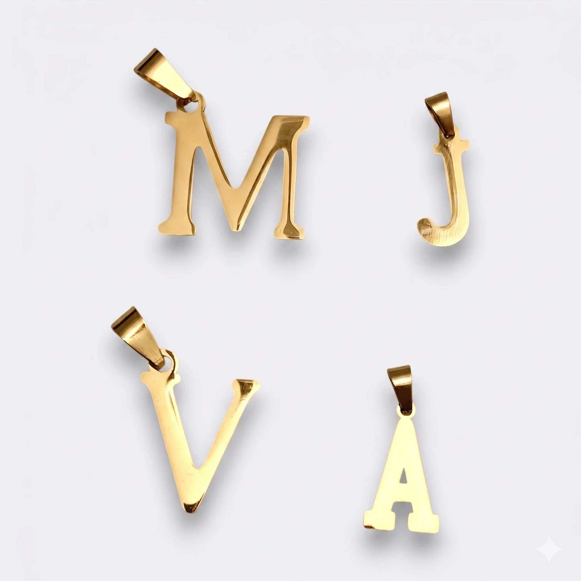 Dije Letras Minimalistas