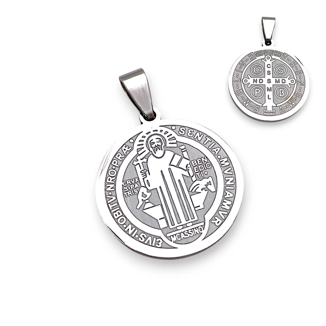 Dije Medalla San Benito 25